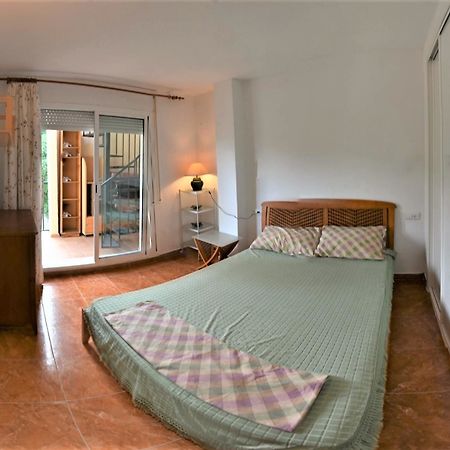 Apartment With 2 Bedrooms In Fuengirola, With Pool Access And Furnishe Екстериор снимка