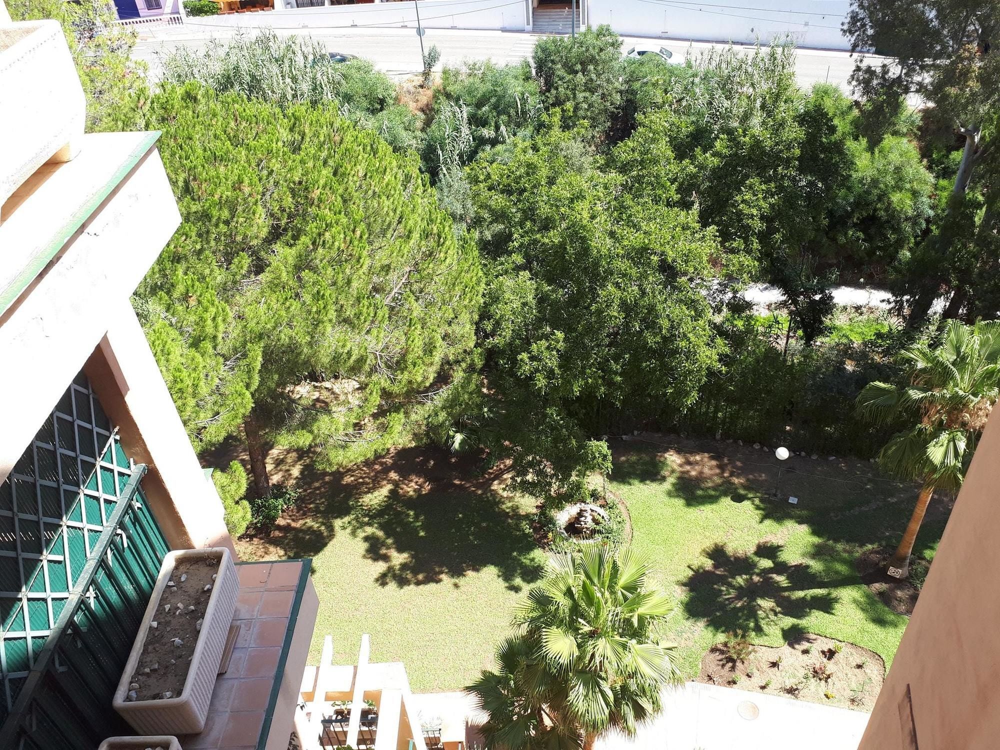 Apartment With 2 Bedrooms In Fuengirola, With Pool Access And Furnishe Екстериор снимка